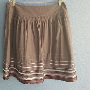 Apostrophe full skirt,  grey with ribbon embellish